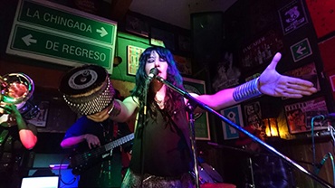 Banda tocando en un Bar en Oaxaca
